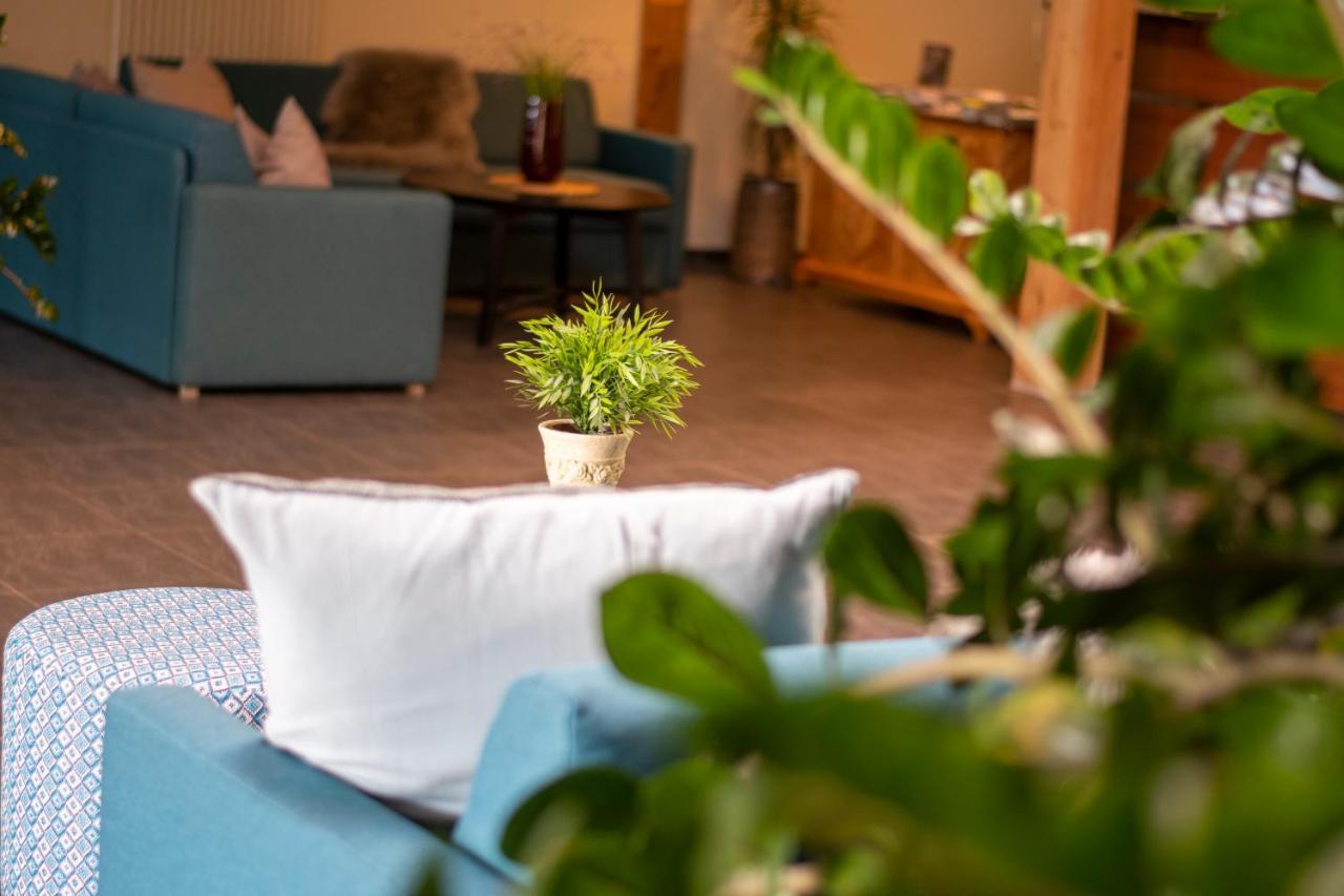 Vitalhotel Quellengarten - Bed & Breakfast 링기나우 외부 사진